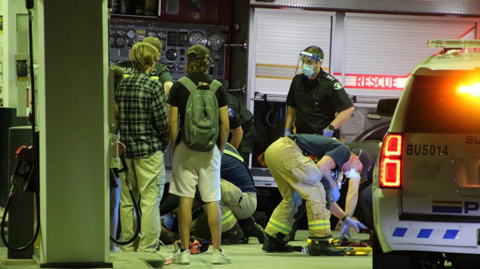 burnaby stabbing stab gas station shell