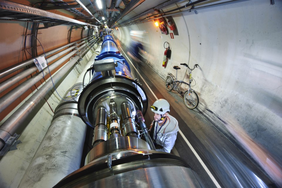 CERN-Large_Hadron_Collider