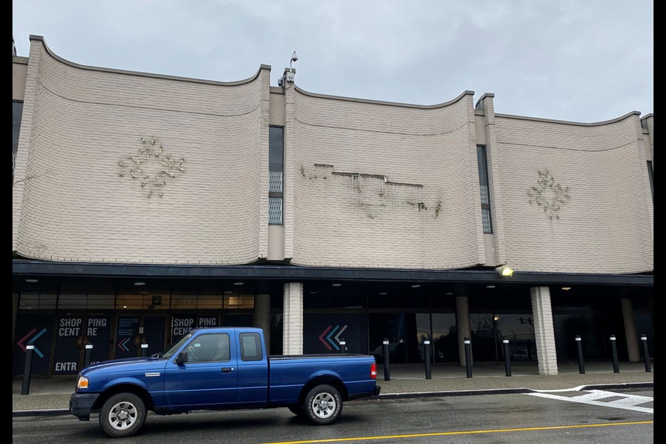 The Hudson's Bay store at Lougheed mall is now closed.