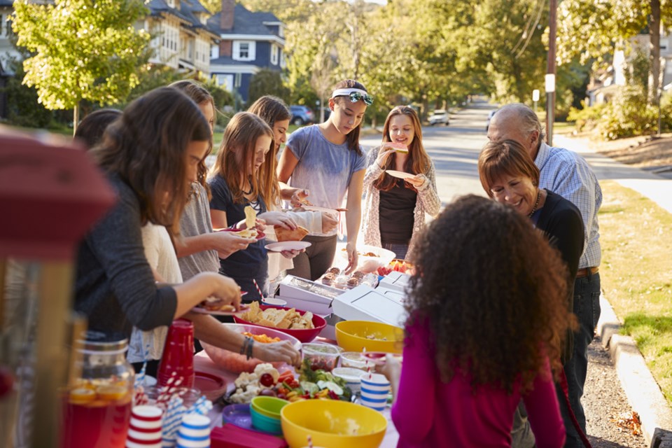 streetneighbourhoodblockparty