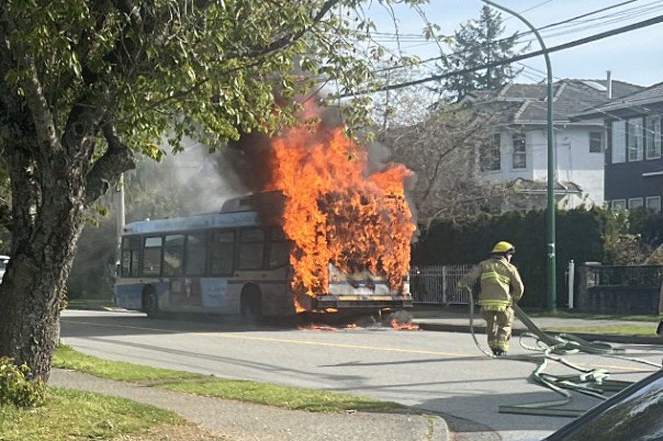 bus-fire-burnaby