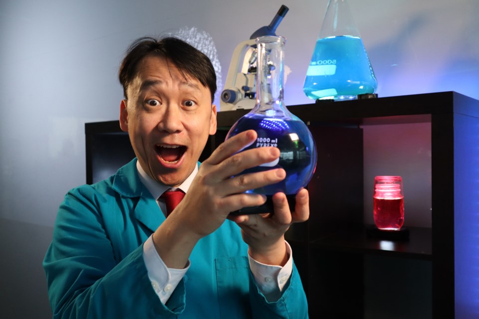 NWSS science teacher Darren Ng is the self-described "science nerd" at the heart of Science Ninjas, a new video series aimed at helping teachers to teach science in an entertaining, hands-on way.