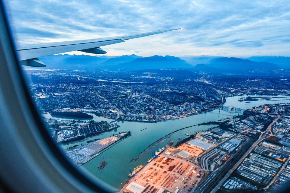 airplaneflightovermetrovancouver