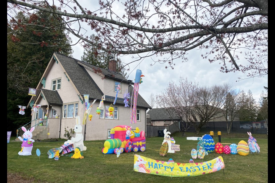 This house at Churchill and Massey in Massey Victory Heights goes all out for holidays — and Easter is no exception. The vibrant yard display is overseen by blossoms just ready to burst into their full spring glory.