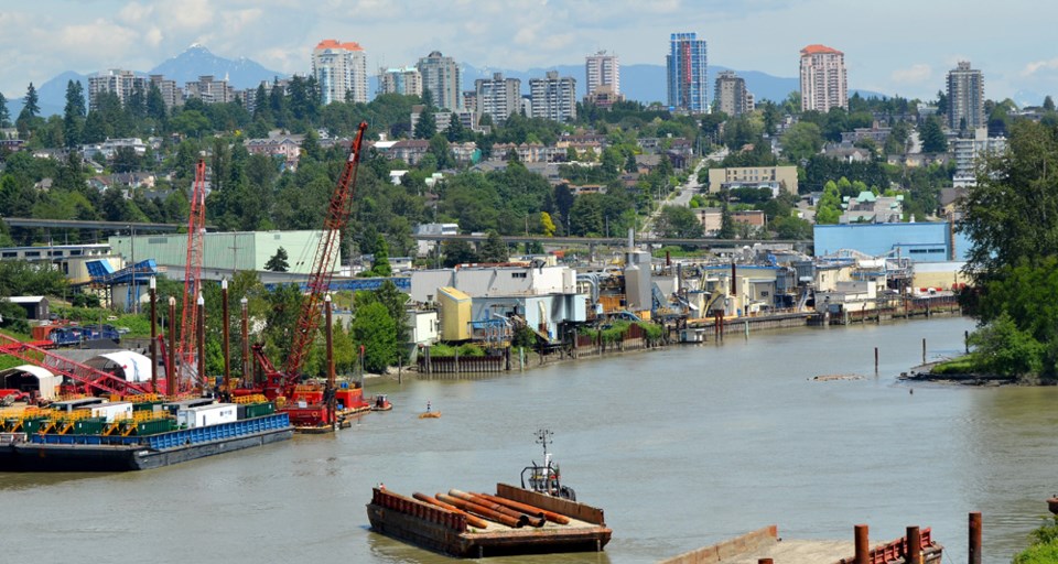 fraserriverfromqueensboroughbridge