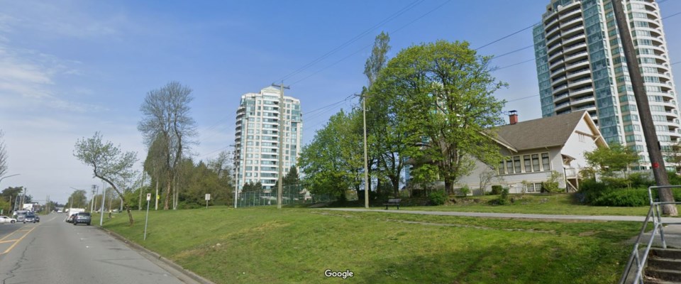 highland-park-line-trail-burnaby-google