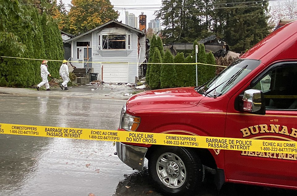 Fire investigators are on scene at 18th Street between 18th Avenue and Edmonds Street investigating an overnight fire that damaged four unoccupied houses. 