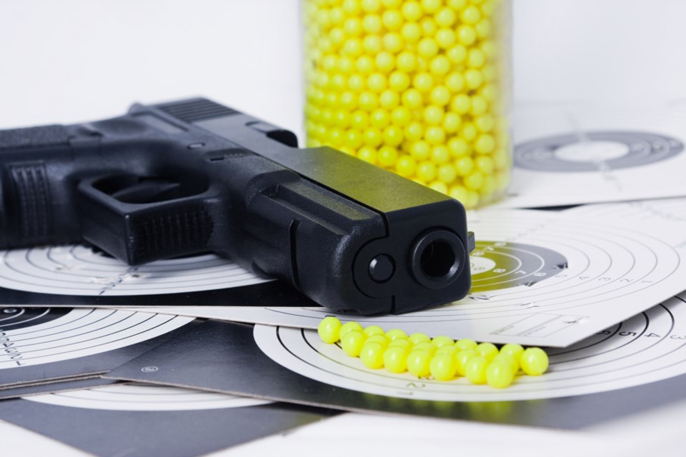 airsoft pistol