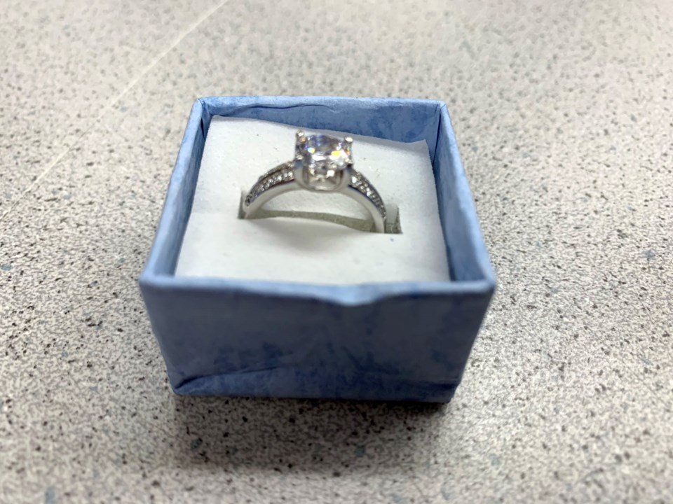 engagement ring