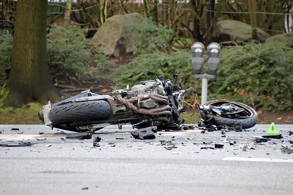 motorcycle-crash01