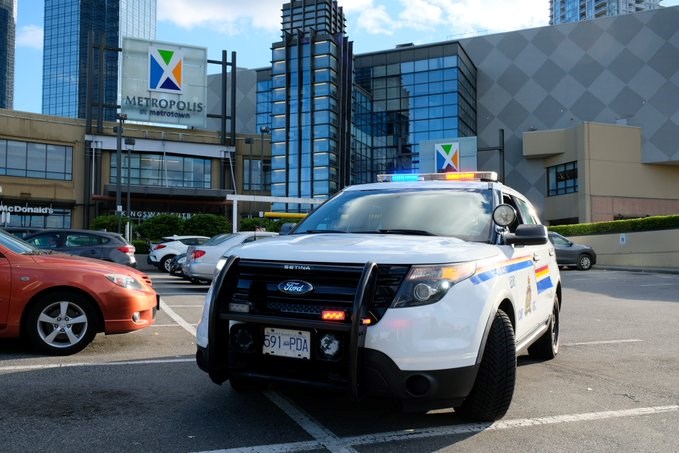 police-at-metrotown