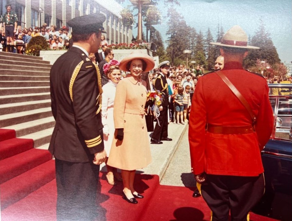 Queen_Elizabeth_NewWestCityHall