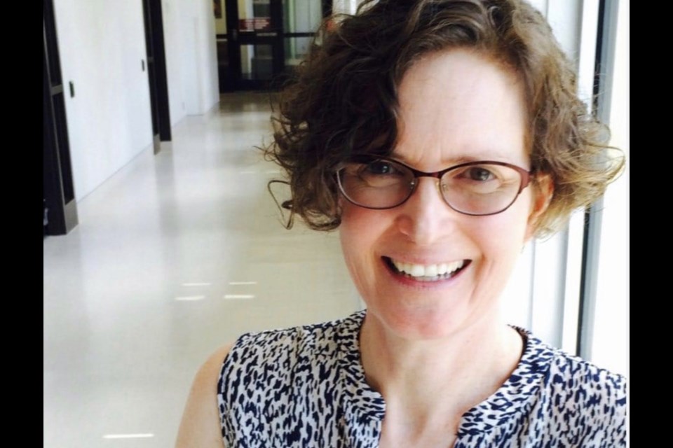 Dr. Tracy Pickett