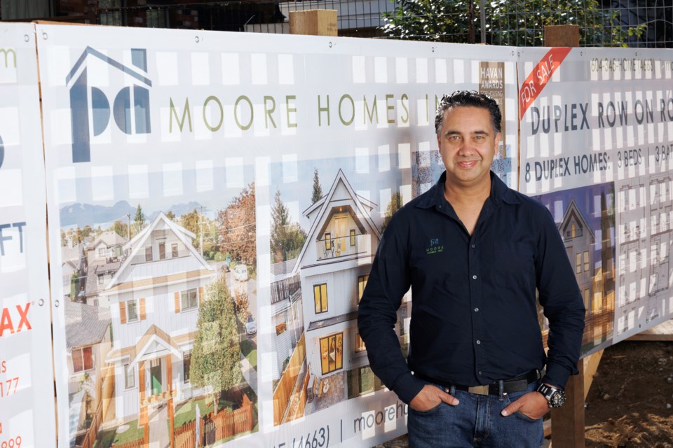 moorehomes02