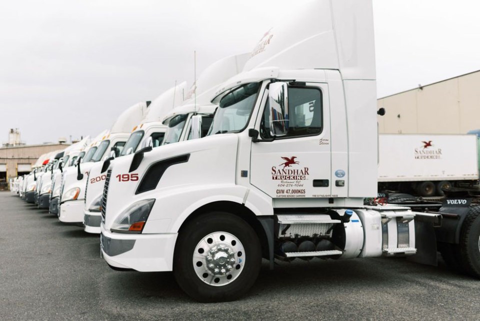 Sandhar-Trucking-Photo-for-Standout