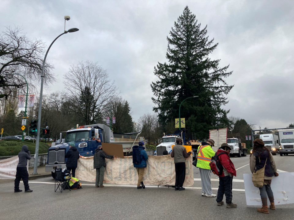 kensington-demonstration-nov-19