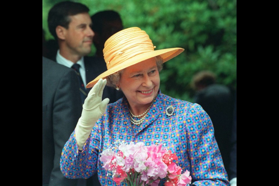 queenelizabethII