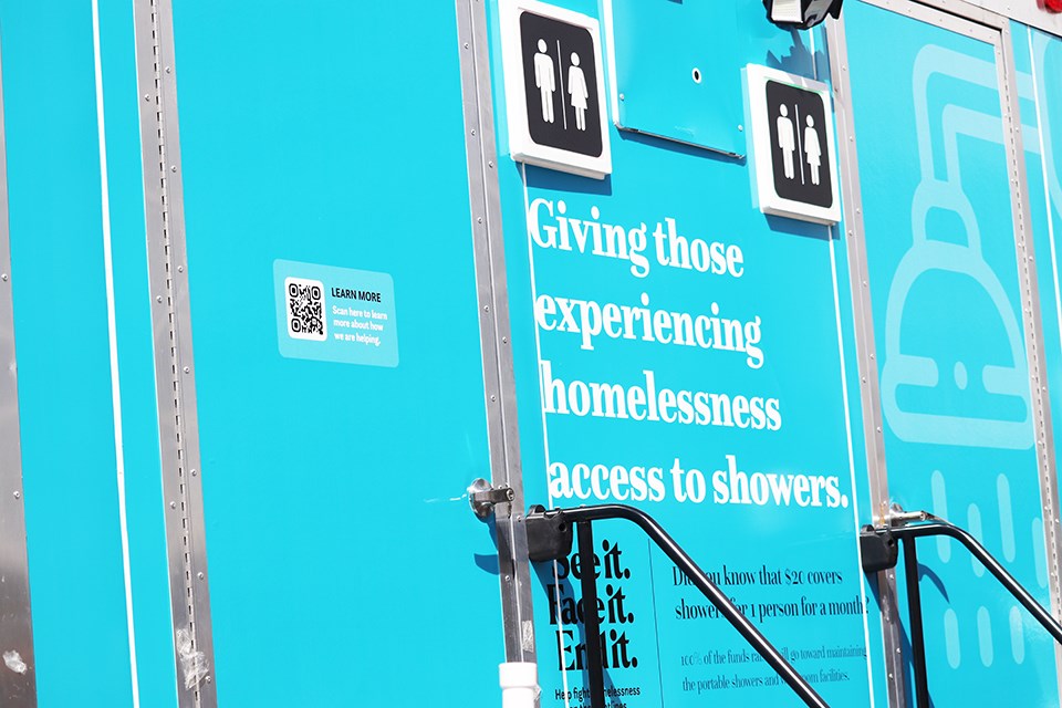 society-to-end-homelessness-showers-burnaby-edit