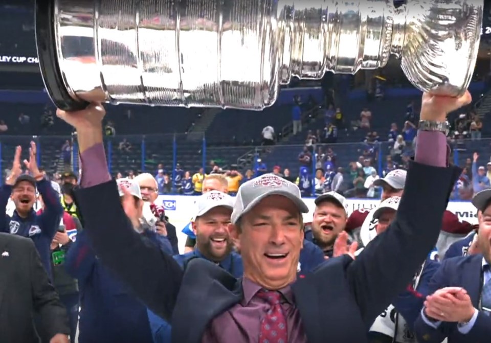 joe-sakic-stanley-cup-2022