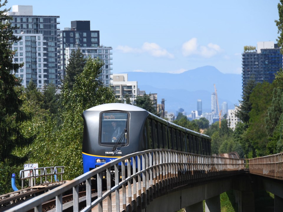 skytrainburnabyvancouver