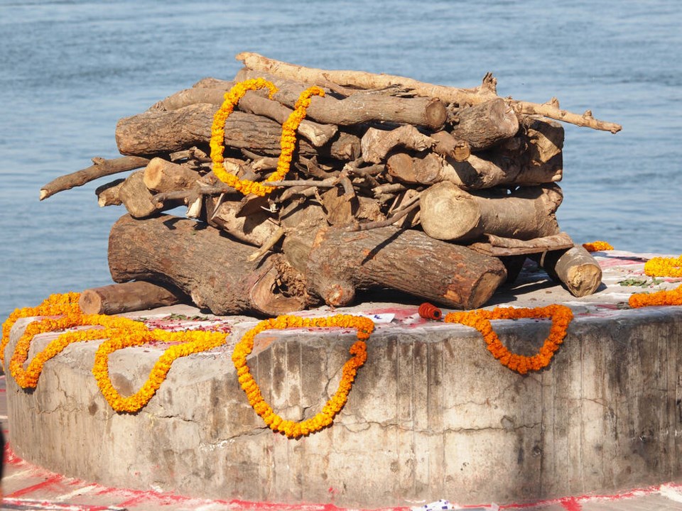 web1_bby-hindu-cremation-_1