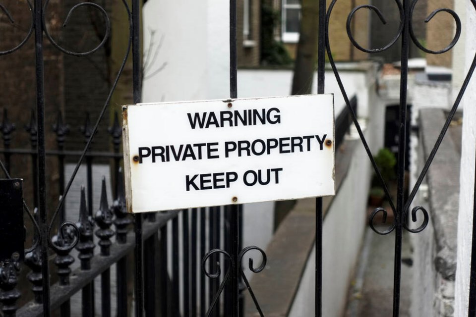 web1_getty-keep-out-private-property_1