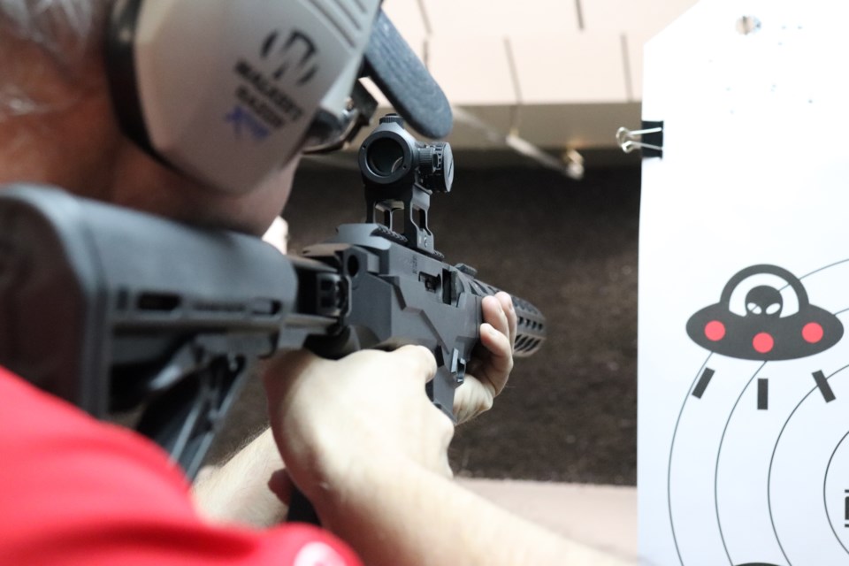 20220604-guns-jm3