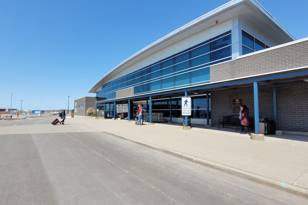 Region wants to add a shuttle service at international airport