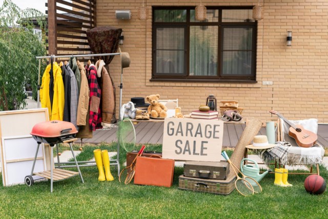 ww-garagesale-a