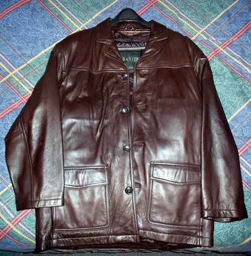 Danier Mens Leather Jacket New - Sault Ste. Marie News