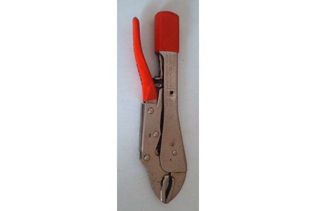 Self Adjusting Vice Grips (2)