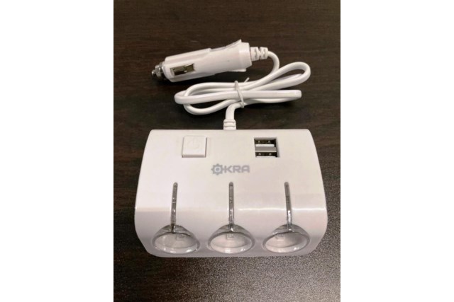 1200mA three Socket Cigarette Lighter USB car charger (2)