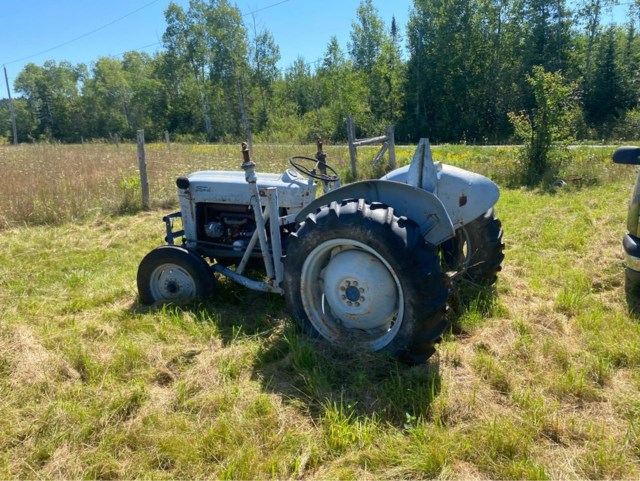 ford 600 1952 side