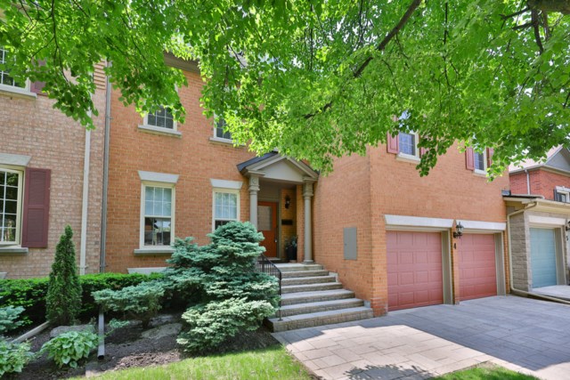 Team Logue real estate houses for sale in Burlington 4211 Millcroft Park Dr #4  -0