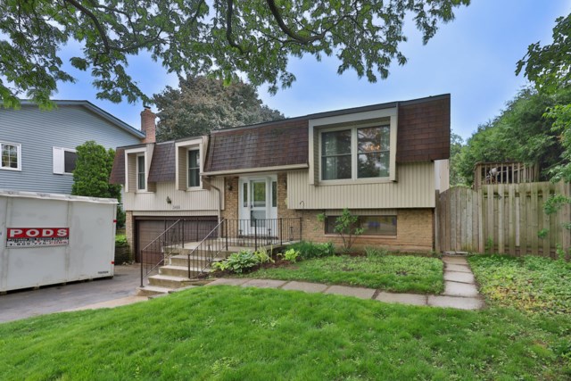 Team Logue real estate houses for sale in Burlington 3488 Rubens Court - 0