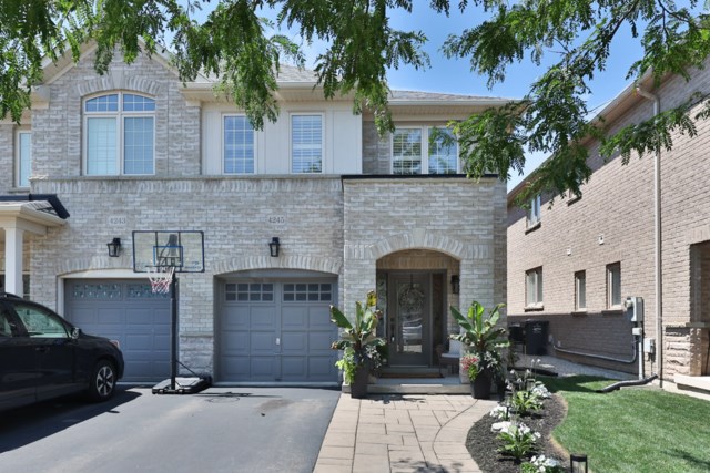 Team Logue real estate houses for sale in Burlington 4245 Cole Crescent  - 1
