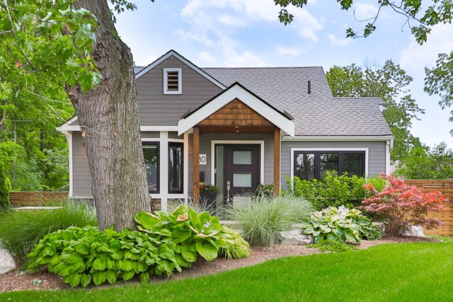Team Logue real estate houses for sale in Burlington 580 Guelph Line - 1