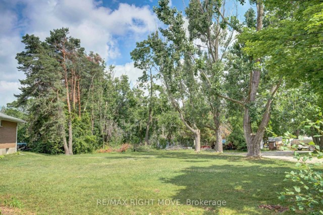 4 Skyline Dr