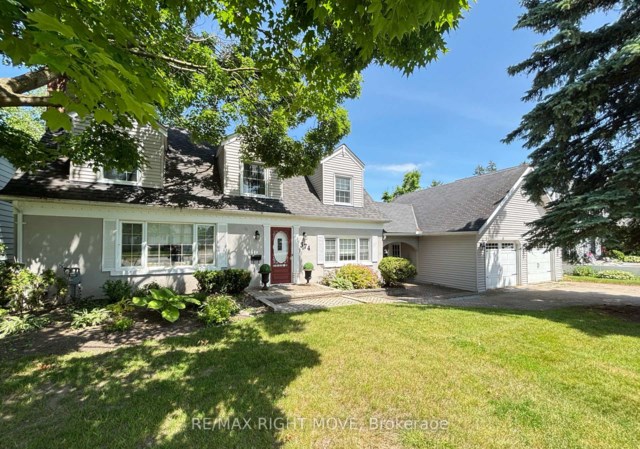 374 Peter Street