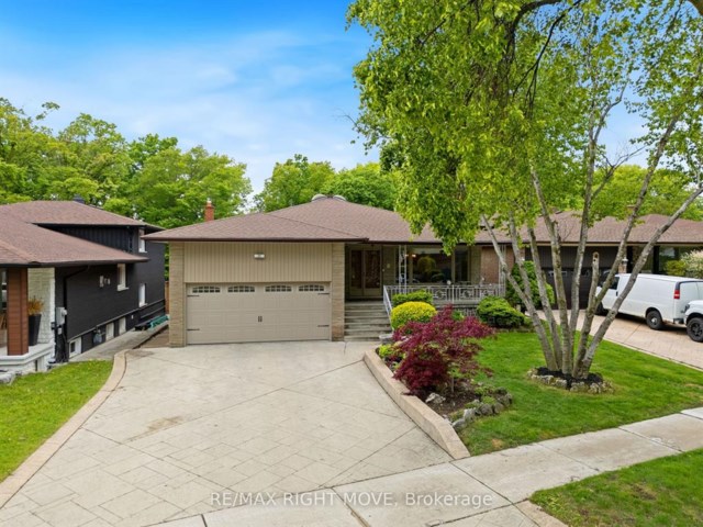 22 Ladyshot Cres, Toronto