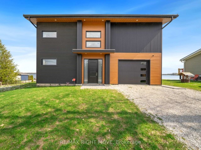 1925 Woods Bay