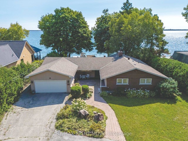18 Maple Dr