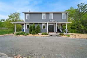 1432 Honey Harbour Rd