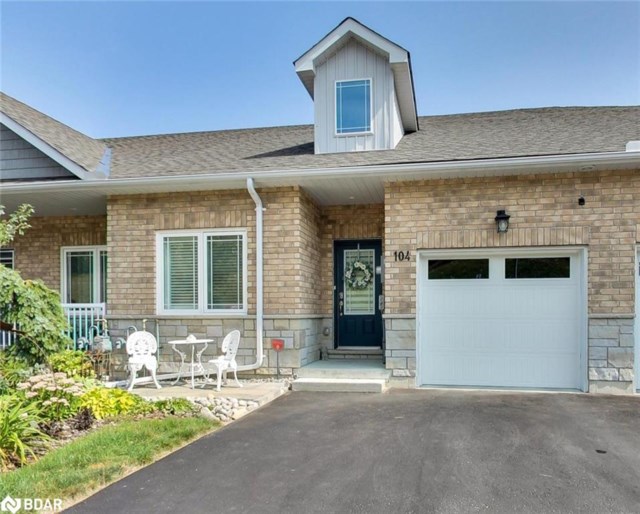 104 Lily Dr