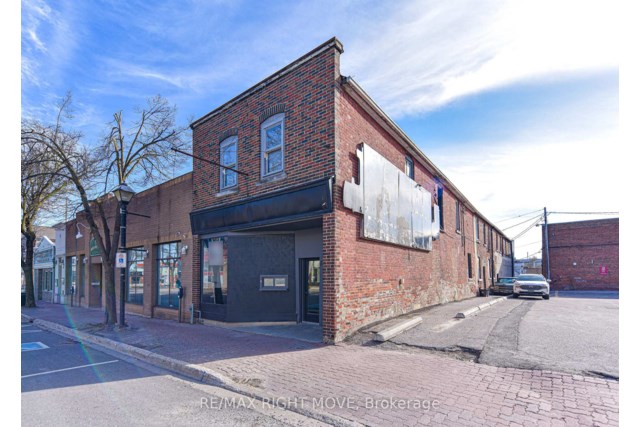 17 West St S