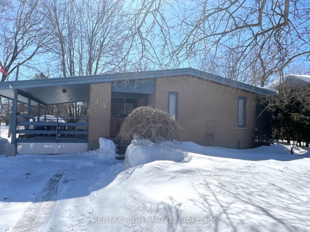 325 Delia Street