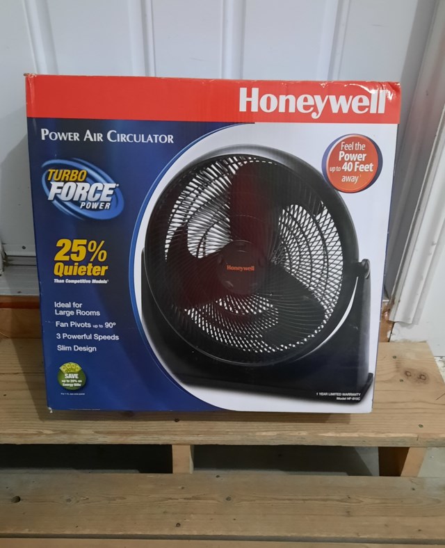 Honeywell 18 inch Fan