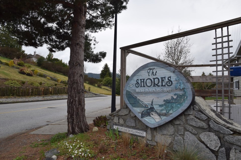N. The Shores