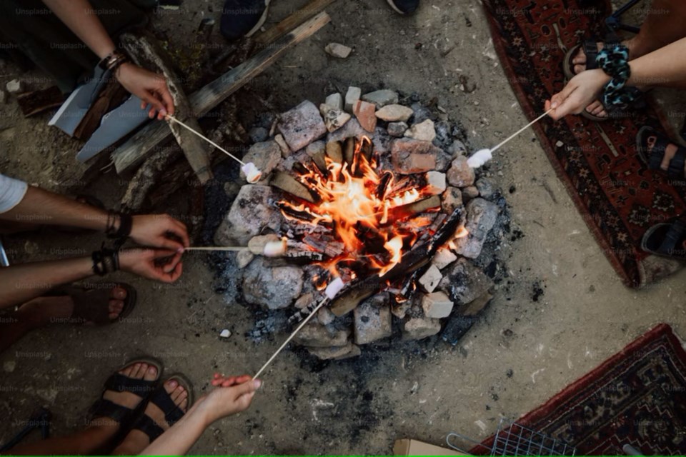 campfire-smores