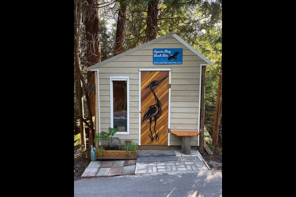 The Little Library was a passion project and gesture of love of their neighbourhood (and one another) for the Rozewicz family.